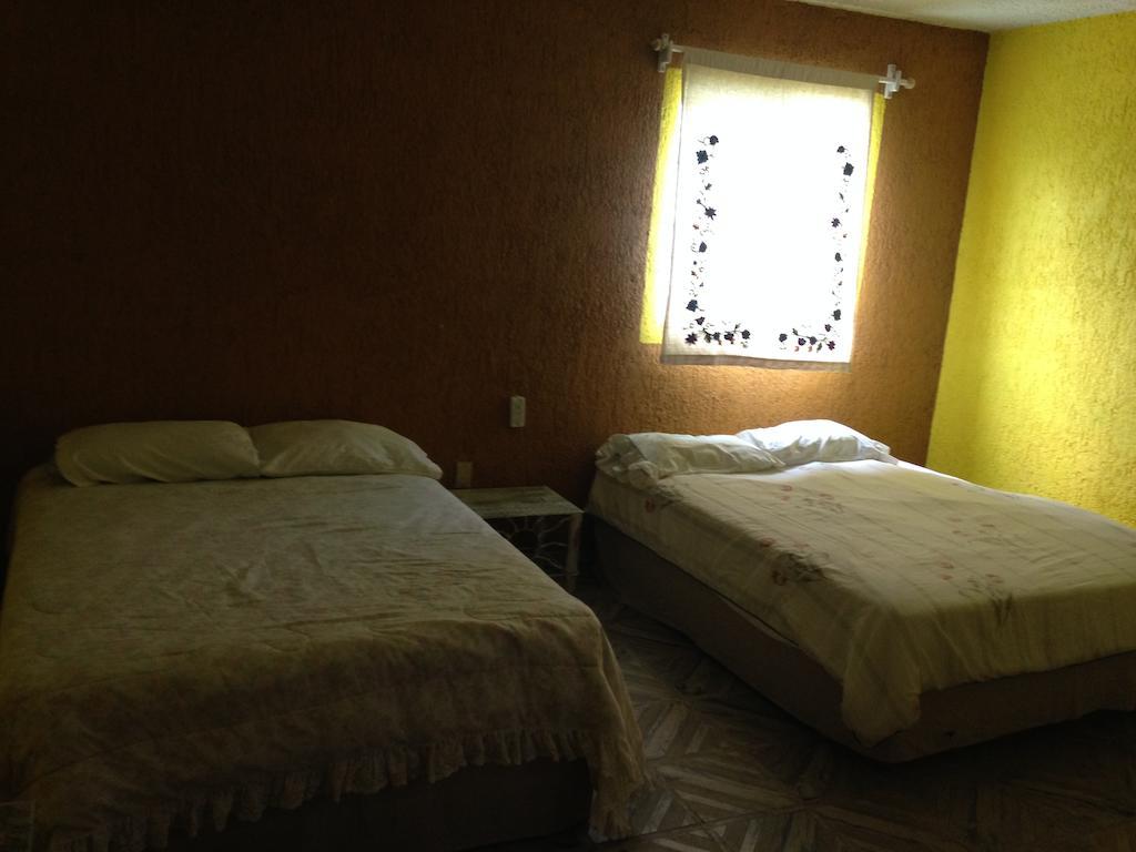 Hotel Mi Pueblito Tonalá Chambre photo