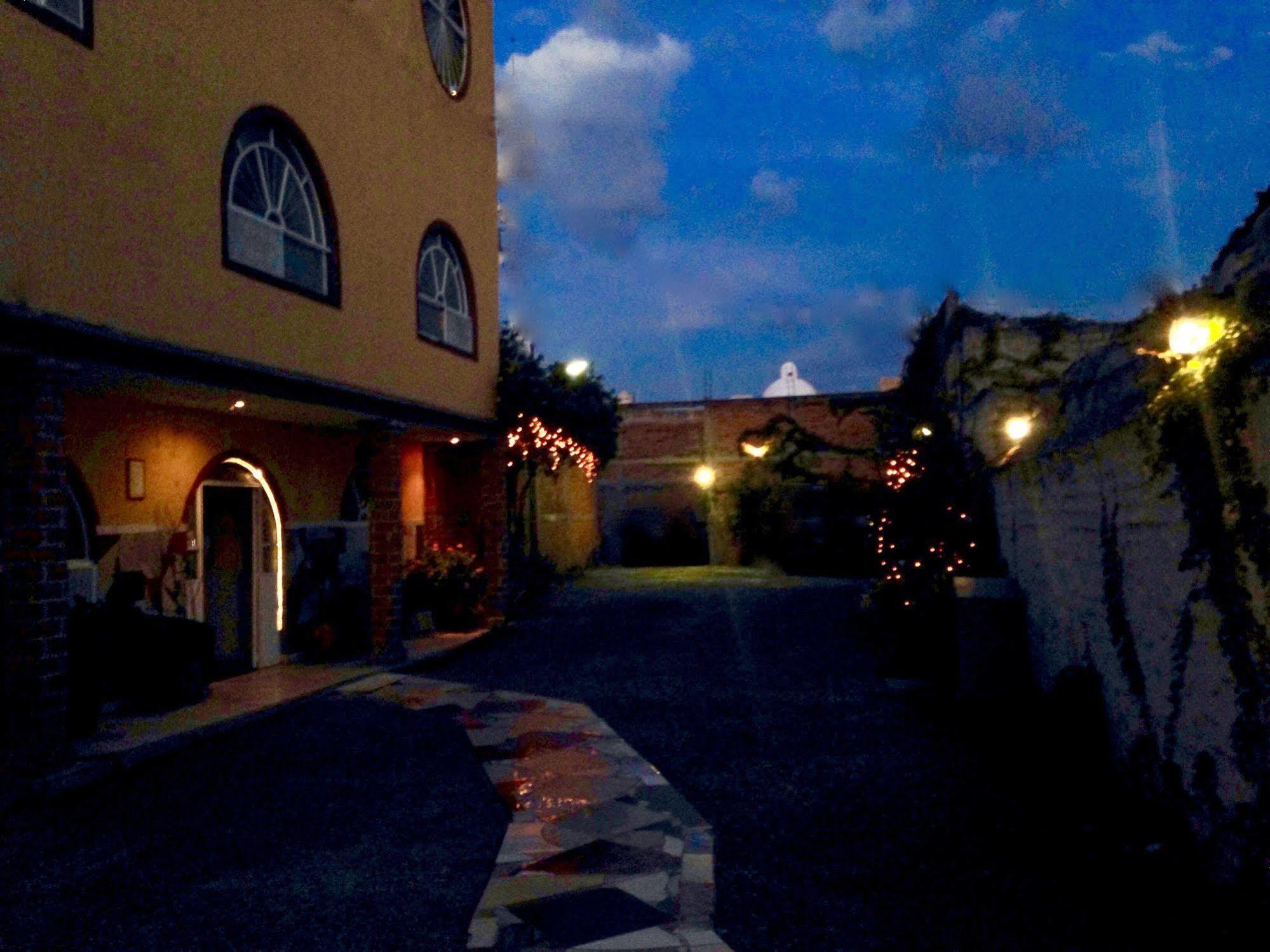 Hotel Mi Pueblito Tonalá Extérieur photo
