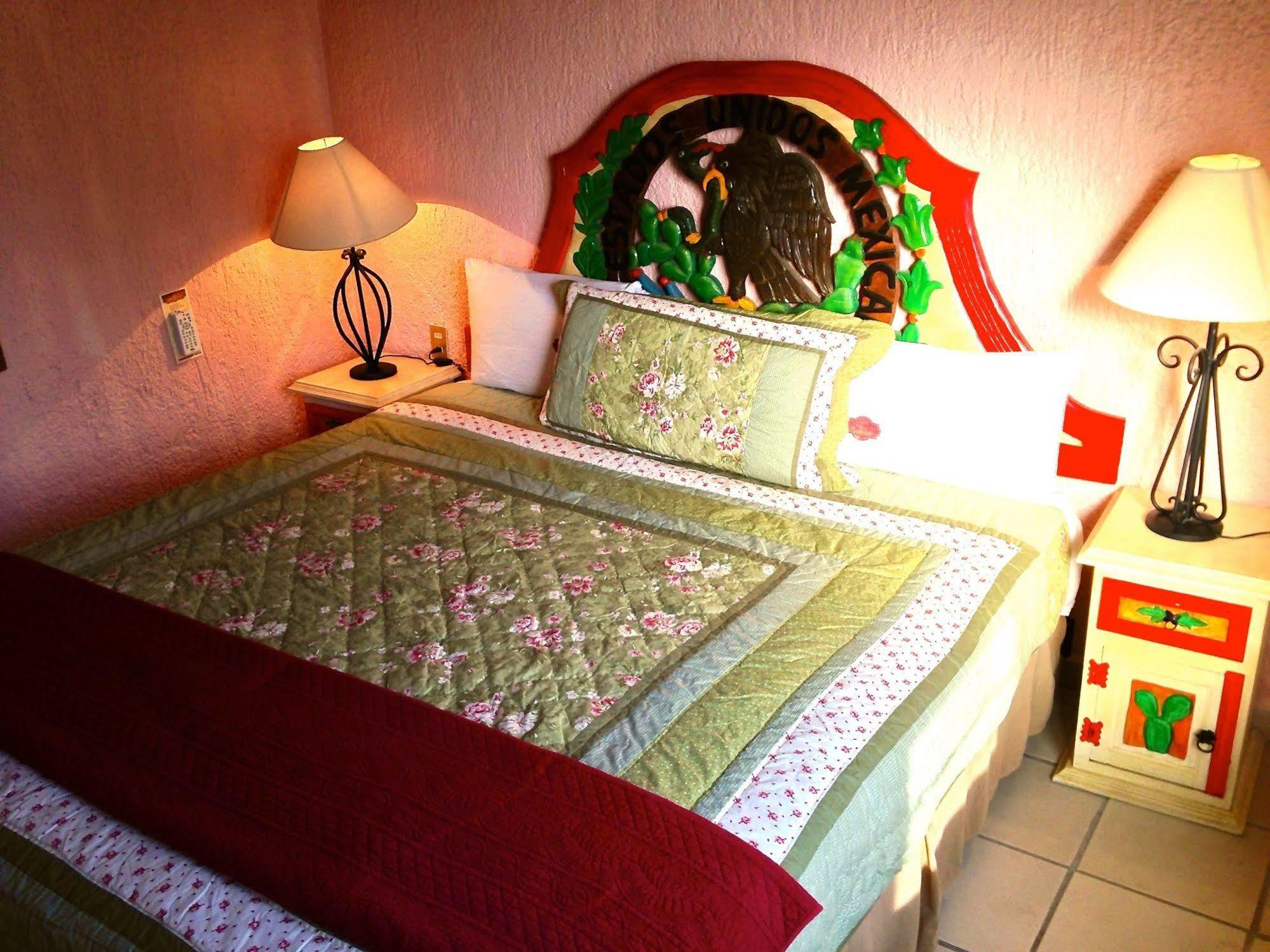 Hotel Mi Pueblito Tonalá Extérieur photo