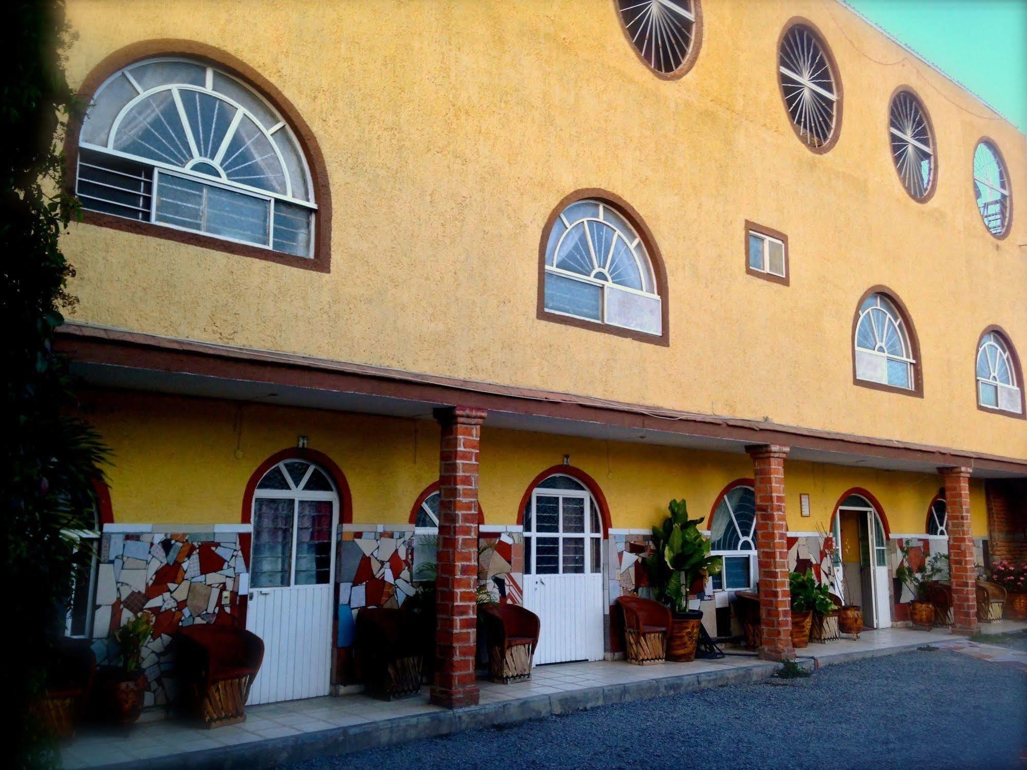 Hotel Mi Pueblito Tonalá Extérieur photo