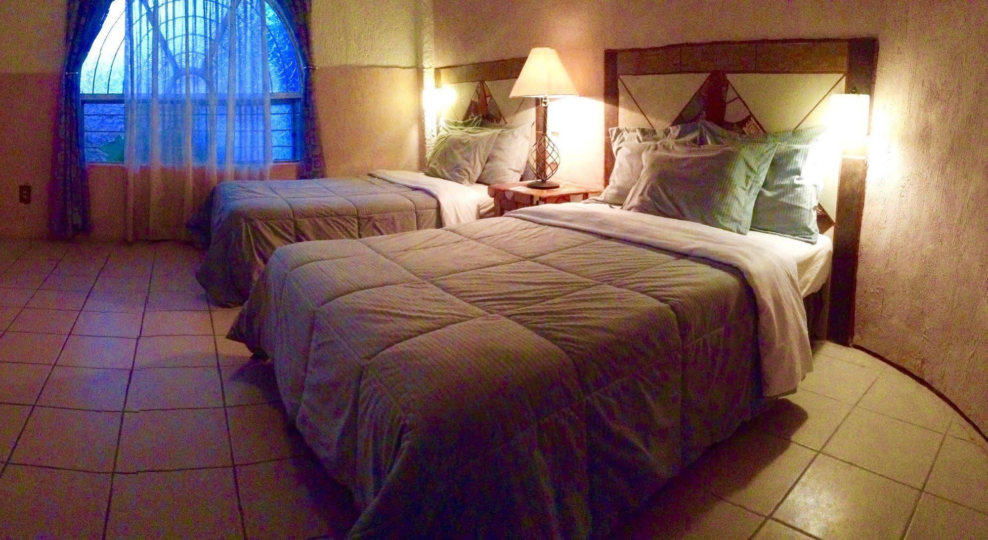 Hotel Mi Pueblito Tonalá Extérieur photo