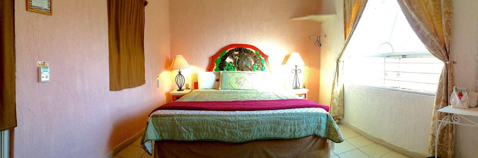 Hotel Mi Pueblito Tonalá Extérieur photo